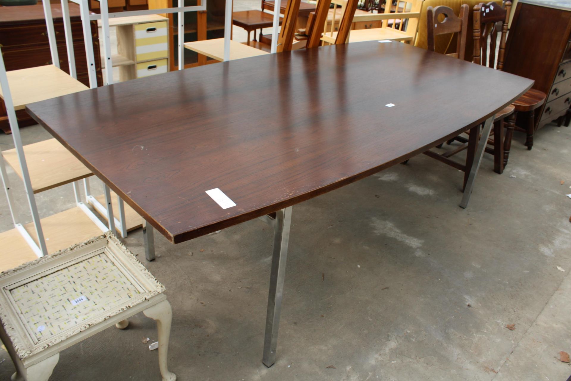 A RETRO HARDWOOD DINING/BOARDROOM TABLE ON POLISHED CHROME LEGS, 84" X 42"