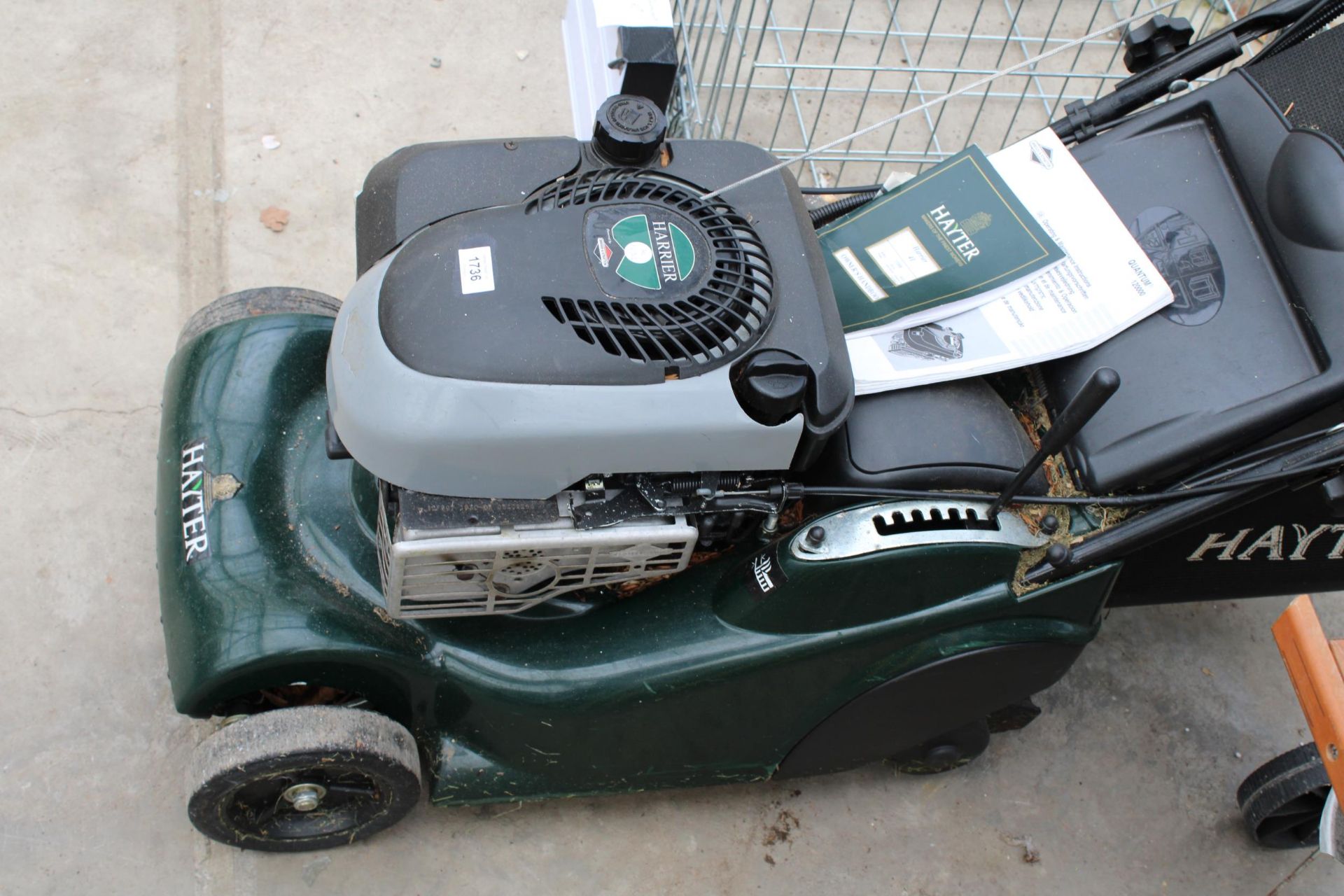 A HAYTER HARRIER 41 PETROL LAWN MOWER WITH KEY START - Image 3 of 4