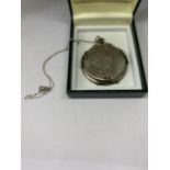 A SILVER CHURCHILL NECKLACE IN A PRESENTATION BOX