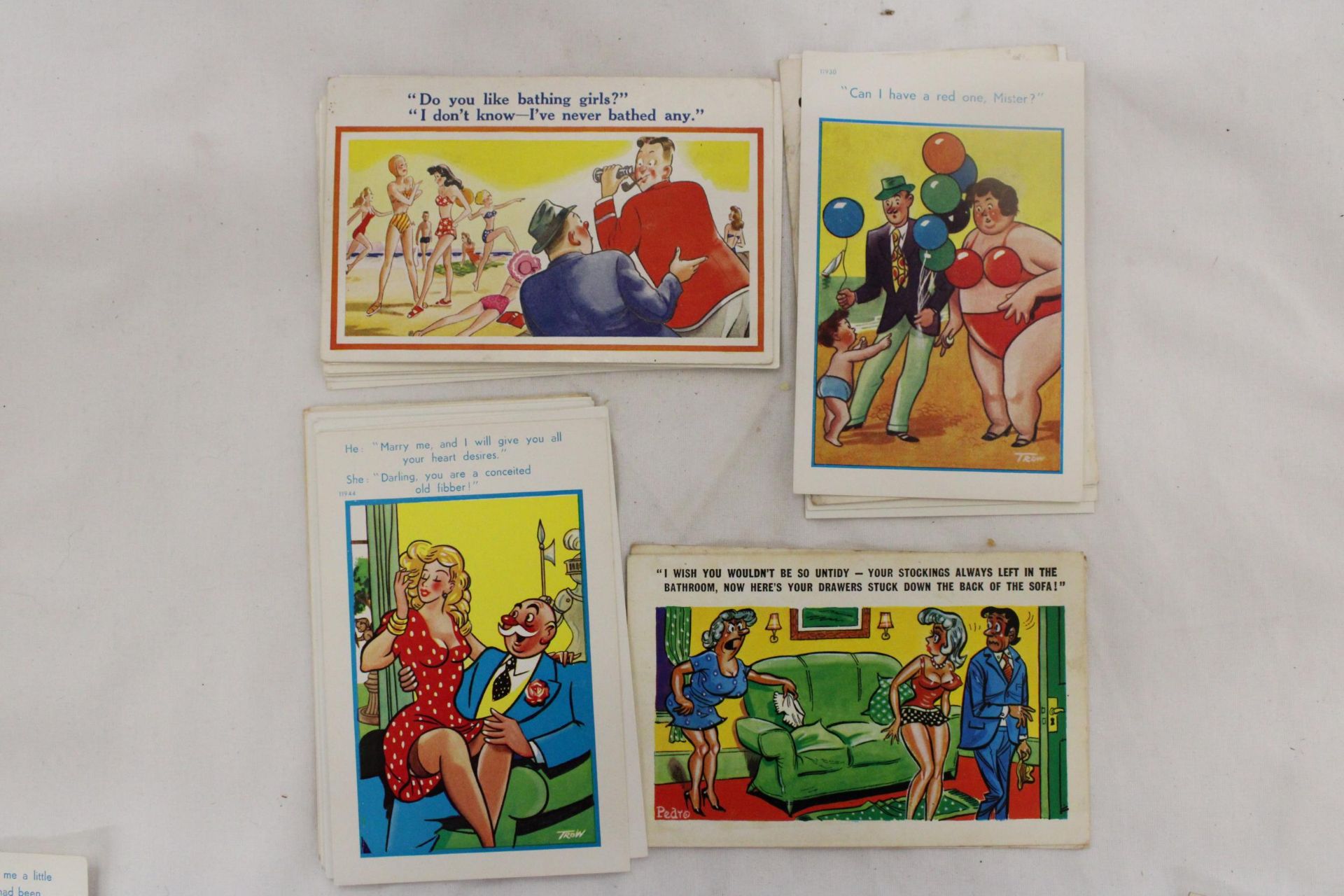 THIRTY TWO VINTAGE SAUCY, SEASIDE POSTCARDS - Image 2 of 4