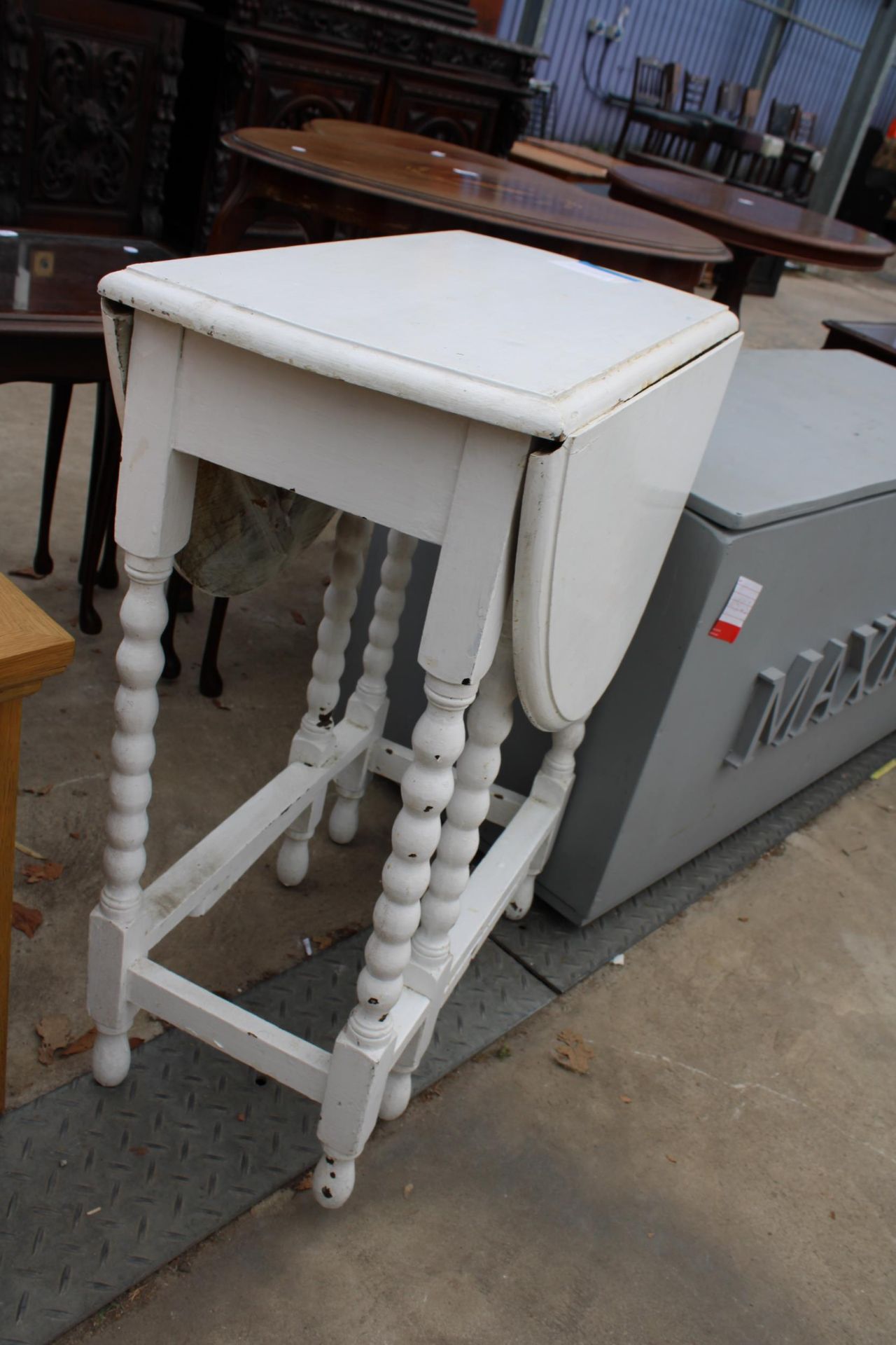 A PAINTED BLANKET CHEST AND SMALL PAINTED GATE-LEG TABLE ON TURNED LEGS - Image 2 of 3