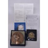 A COLLECTION OF COINS TO INCLUDE A 2014 CANADA GOOSE FINE SILVER $20 COIN, A MONNAIE DE PARIS S.M.