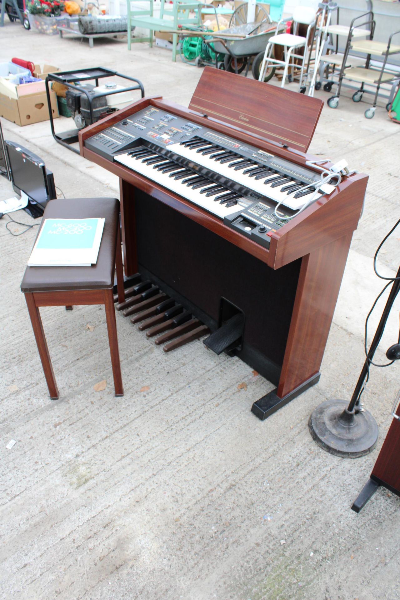 AN ELECTONE ELECTRIC ORGAN - Image 2 of 5