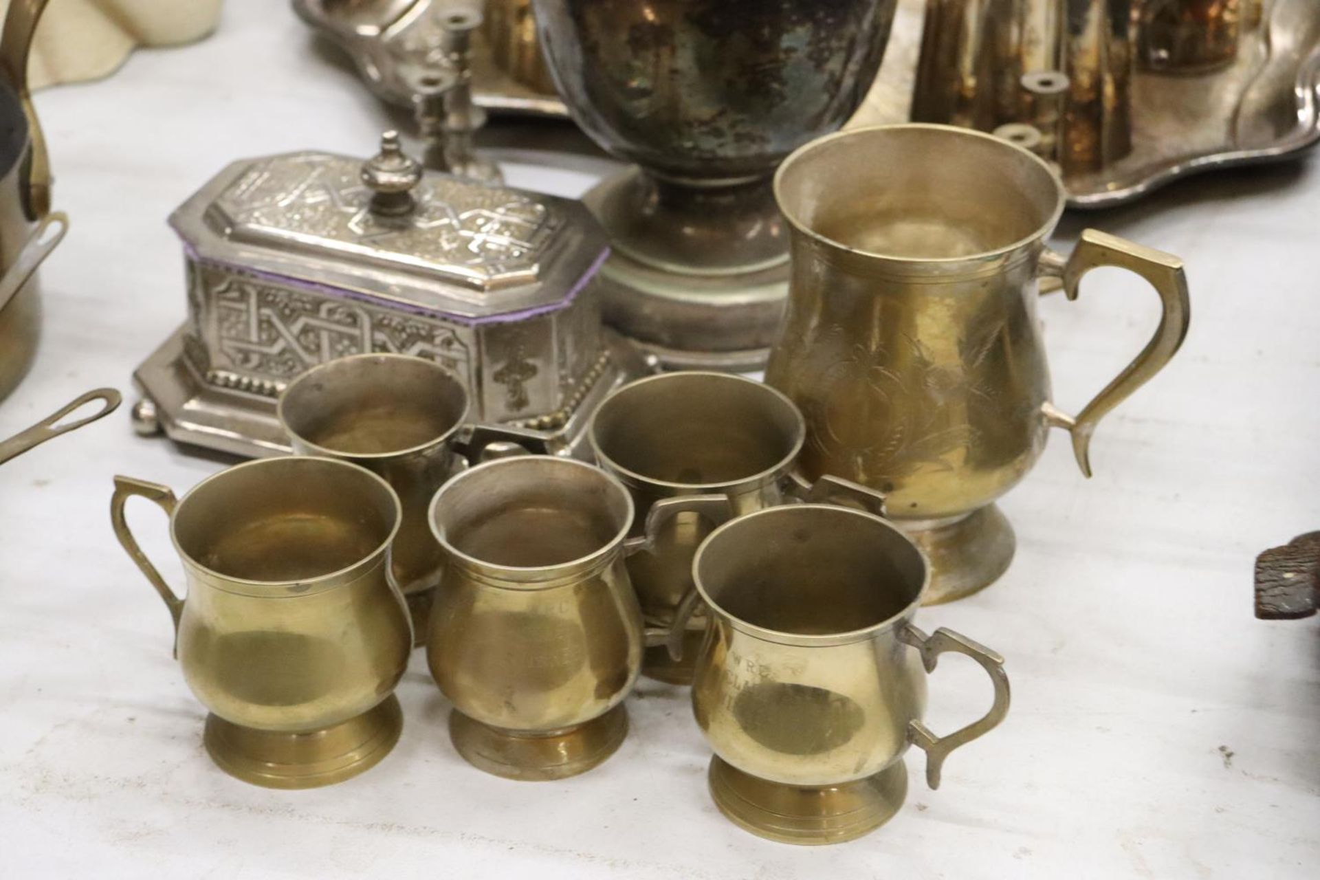 A QUANTITY OF SILVERPLATE TO INCLUDE A LINED TRINKET BOX, GOBLETS, COFFEE AND TEAPOT, TRAY, ETC., - Image 2 of 5