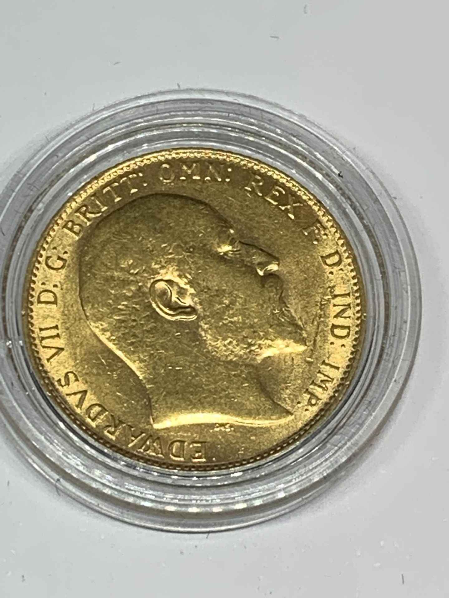 A 1910 GOLD SOVEREIGN EDWARD II LONDON MINT - Bild 2 aus 2