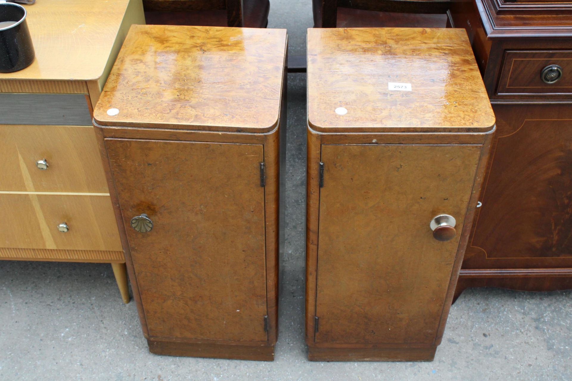 A PAIR OF ART DECO BIRDS EYE BEDSIDE LOCKERS