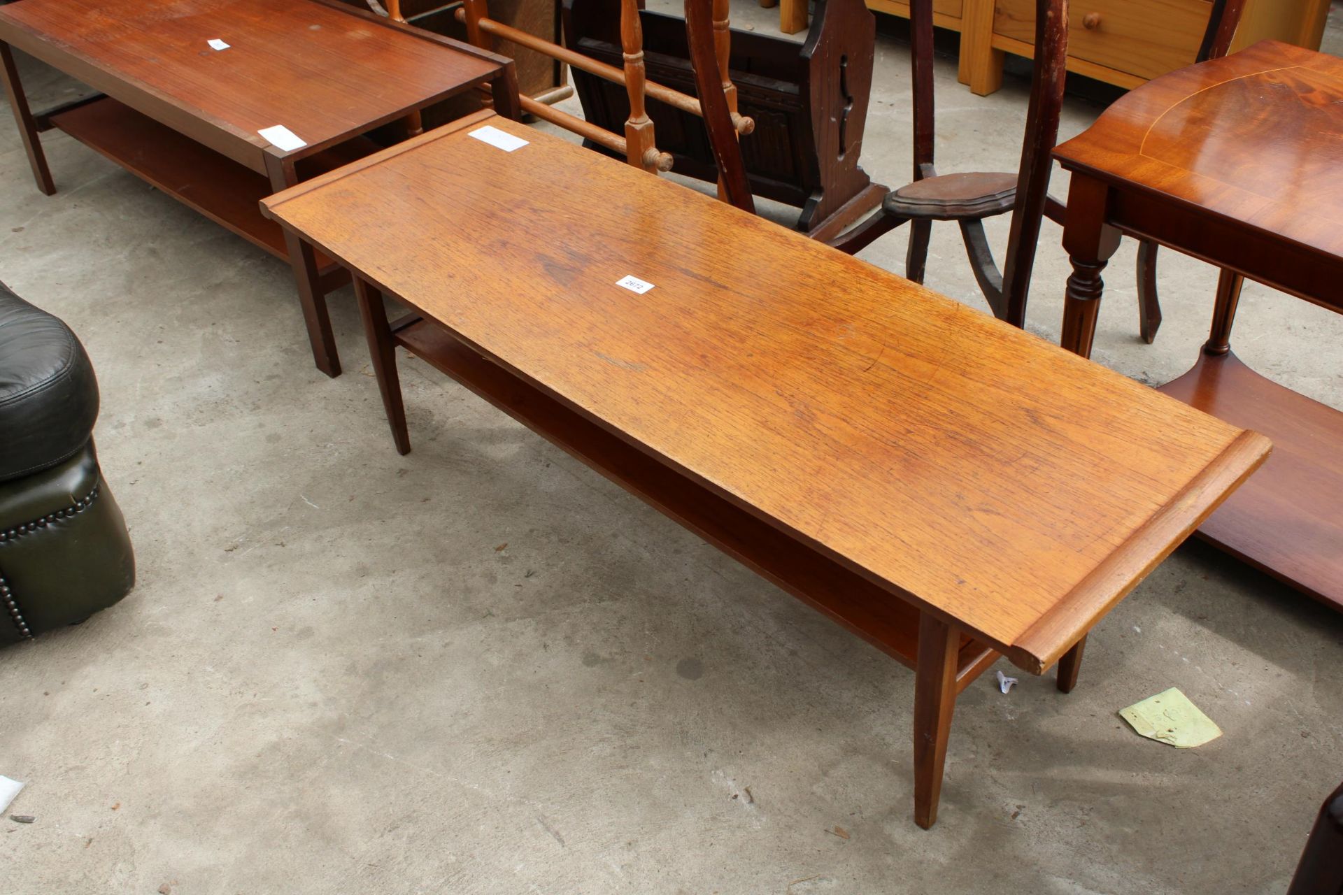 A RETRO TEAK TWO TIER COFFEE TABLE, 45" X 14"