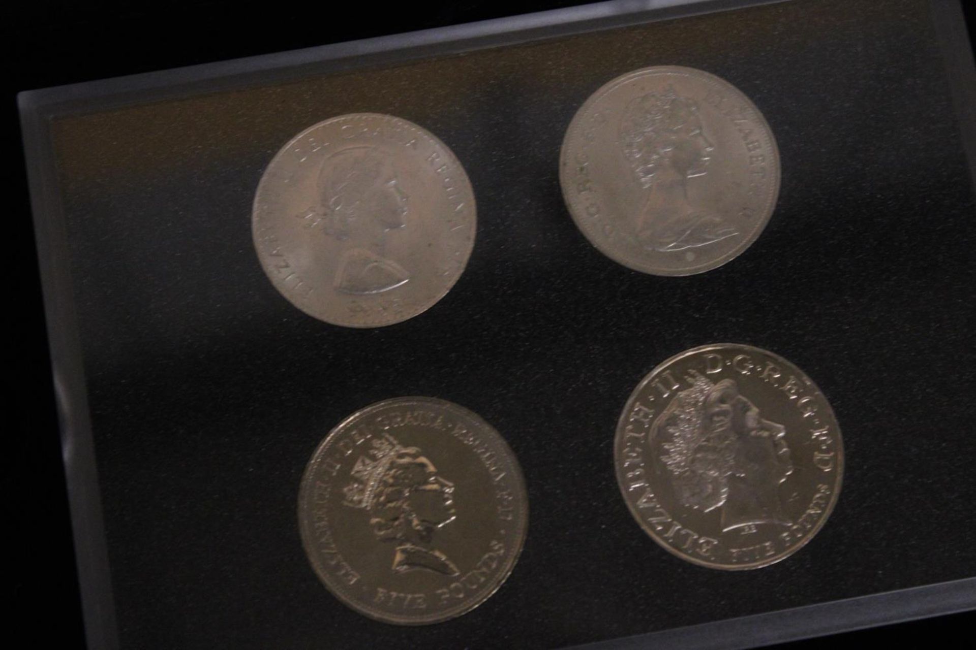 A WESTMINSTER BOXED FOUR COIN SET "THE PORTRAITS OF A QUEEN" WITH CERTIFICATE OF AUTHENTICITY - Image 3 of 5