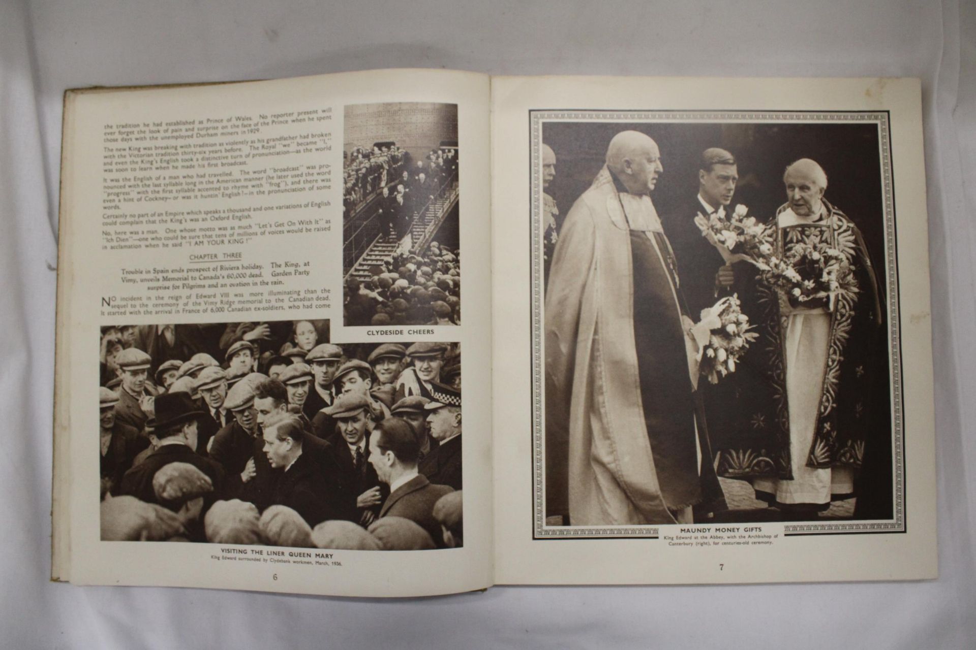 A 1937 CORONATION SOUVENIR BOOK - Bild 3 aus 6