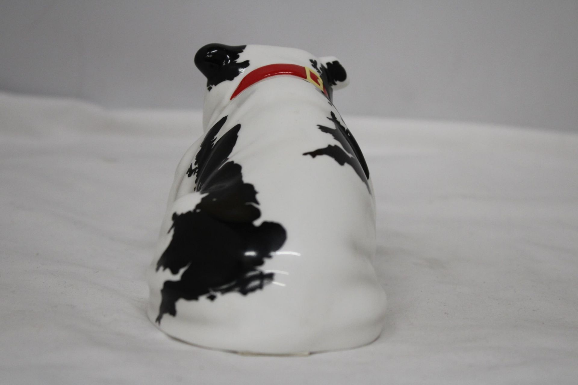 A ROYAL DOULTON LONDON SERIES BULLDOG "PATCH" DD002 - Image 4 of 6