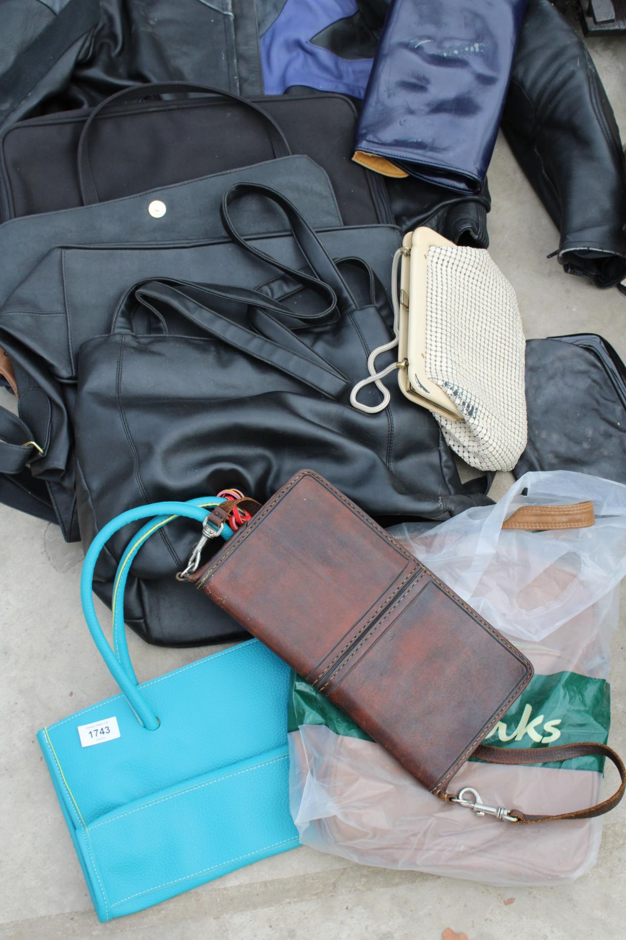 A MOTORBIKE JACKET AND AN ASSORTMENT OF LADIES HANDBAGS - Image 2 of 3