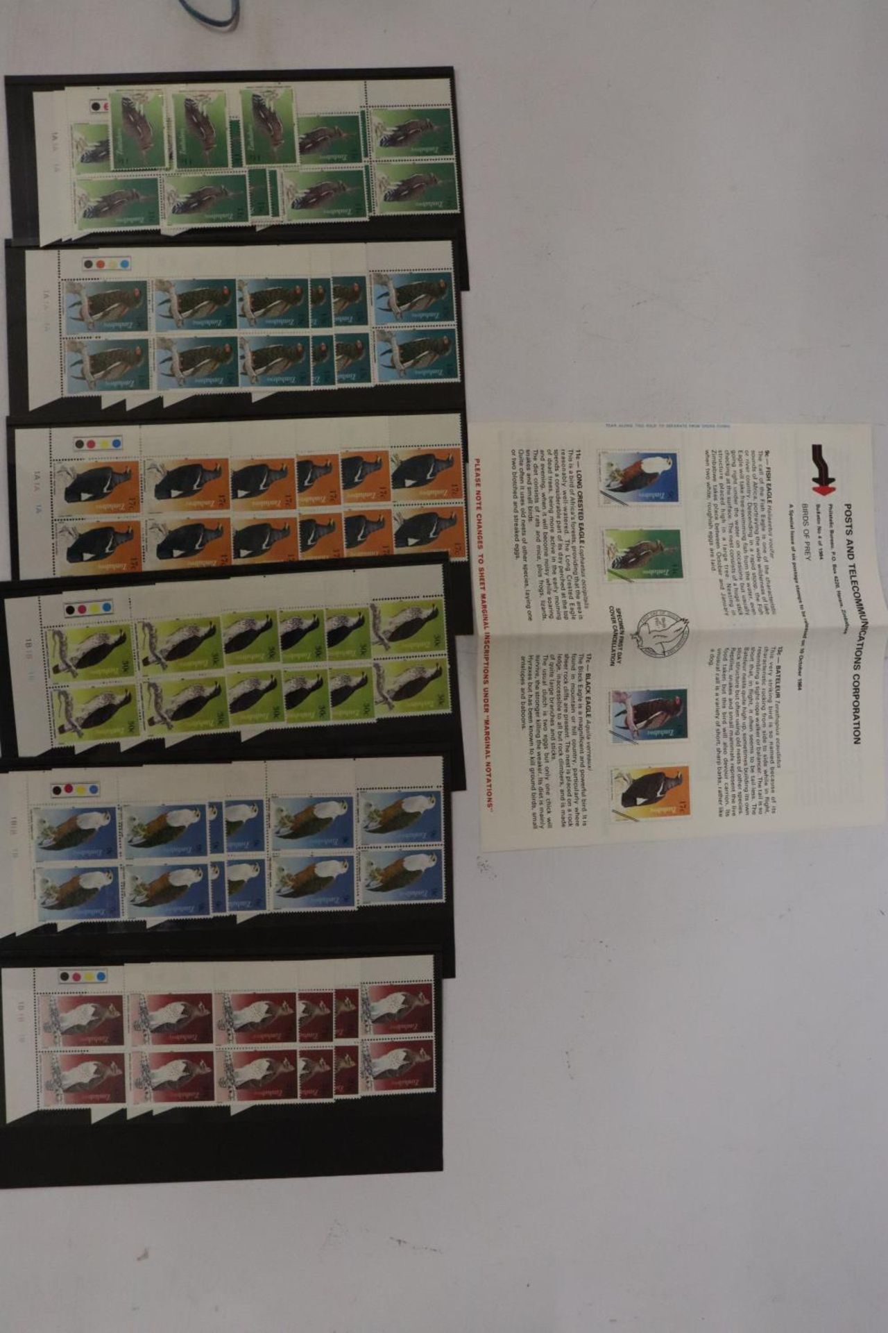 ZIMBABWE , A SUPERB ITEM COMPRISING 20 UNMOUNTED MINT MARGINAL, PLATE BLOCK, TRAFFIC LIGHT SETS OF - Image 6 of 6