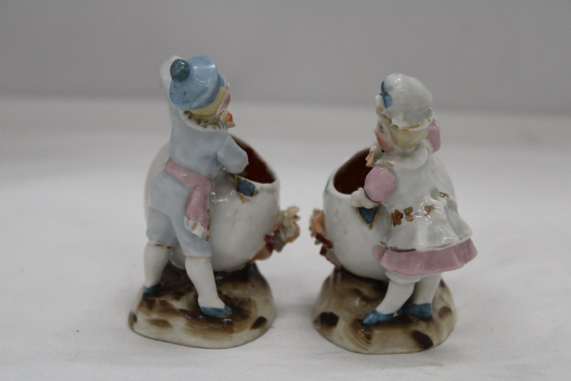 TWO VINTAGE GERMAN CONTA AND BOHME MATCHSTICK HOLDER FAIRINGS DEPICTING A LADY AND A MAN WITH AN - Image 5 of 6