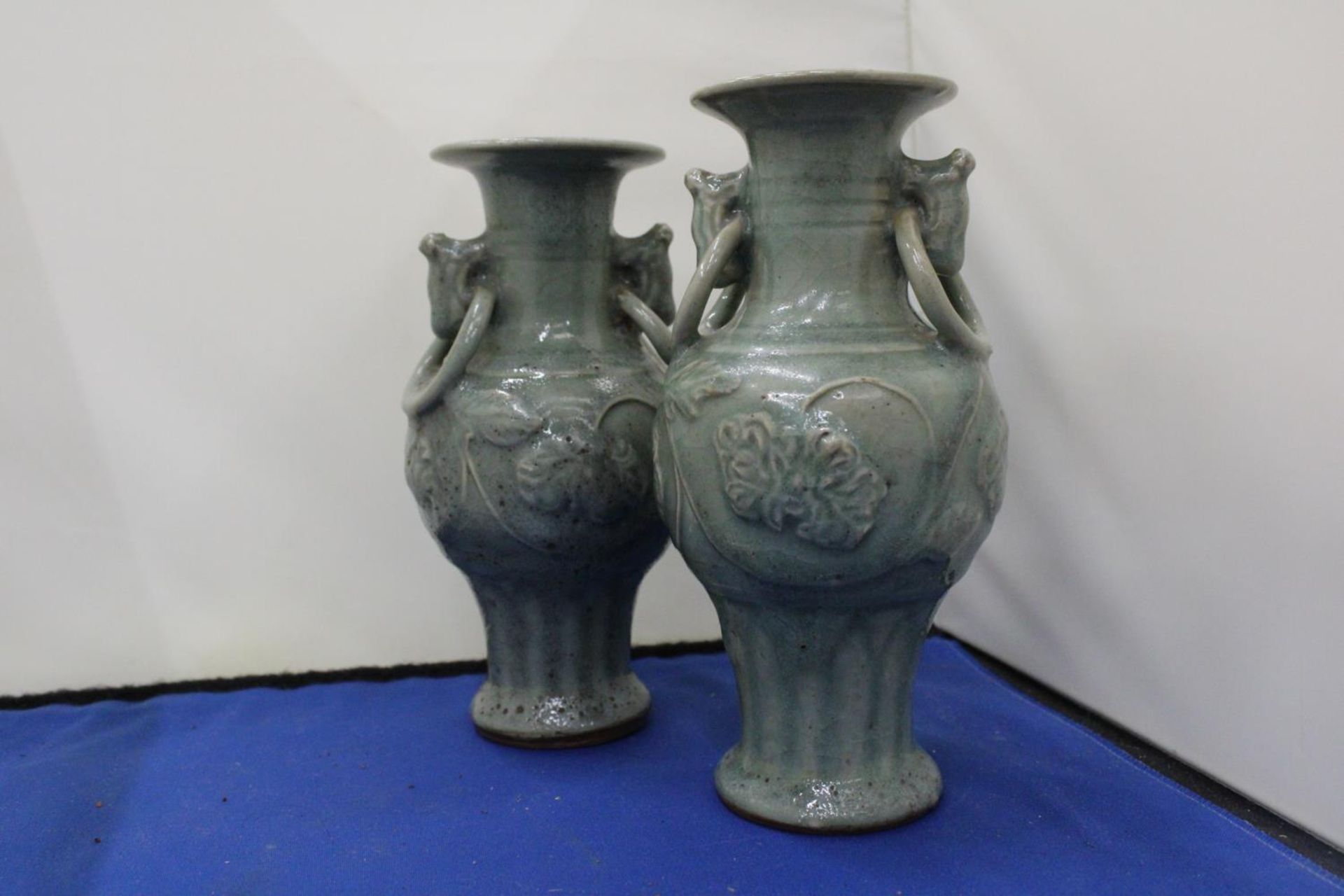 A PAIR OF CHINESECELADON STYLE VASES - Image 2 of 6