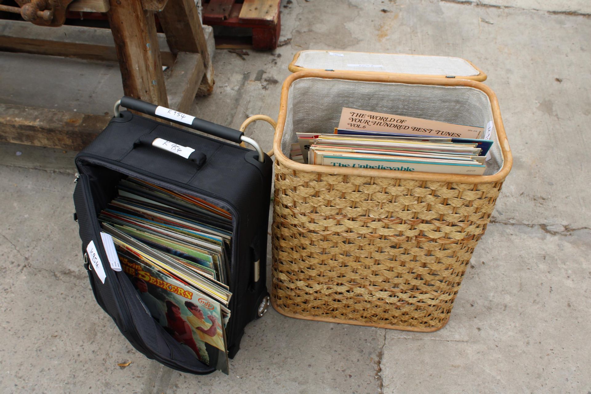 A LARGE ASSORTMENT OF LP RECORDS