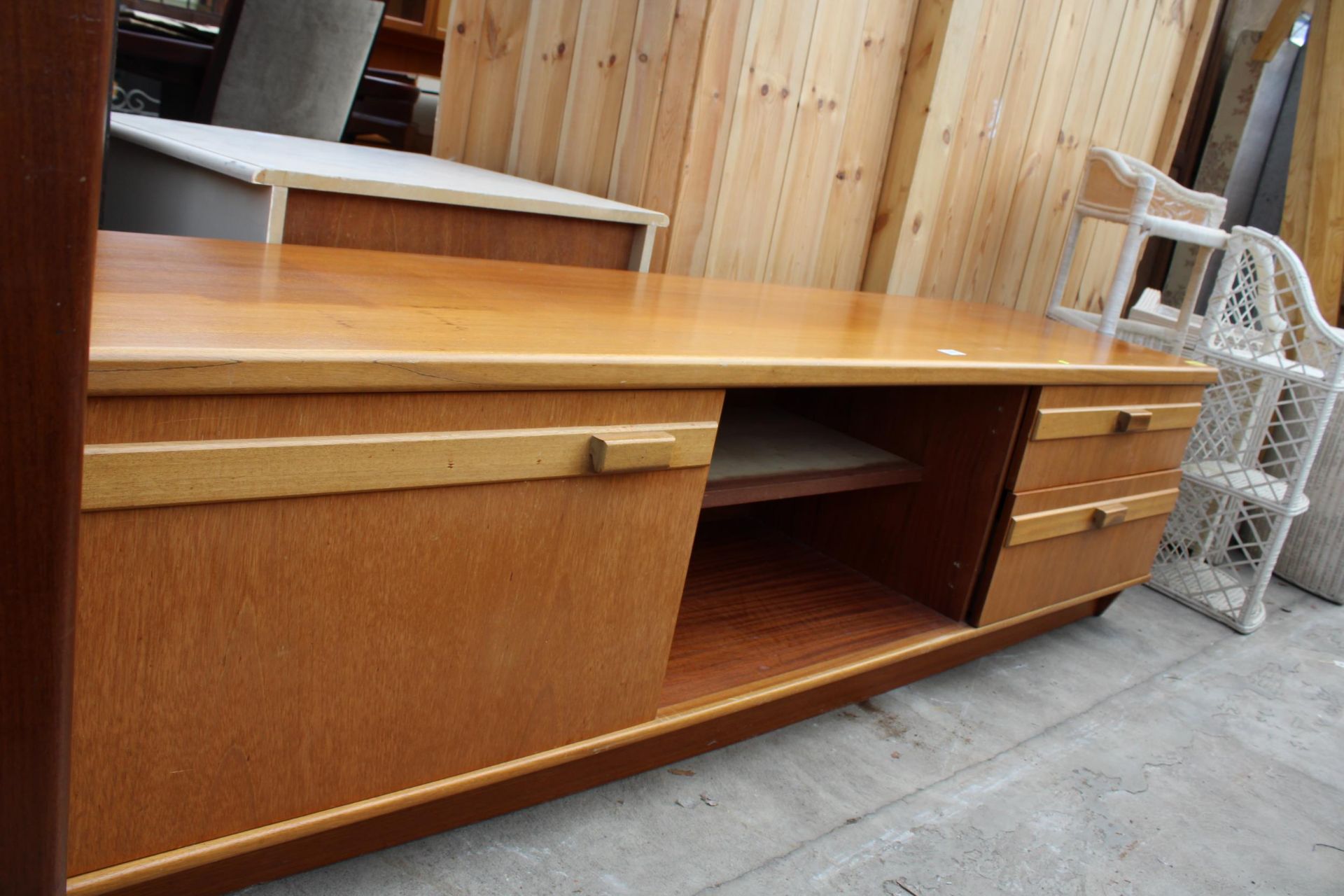 A RETRO TEAK PORTWOOD FURNITURE LOW UNIT ENCLOSING CUPBOARD AND DRAWERS, 72" WIDE - Image 2 of 5