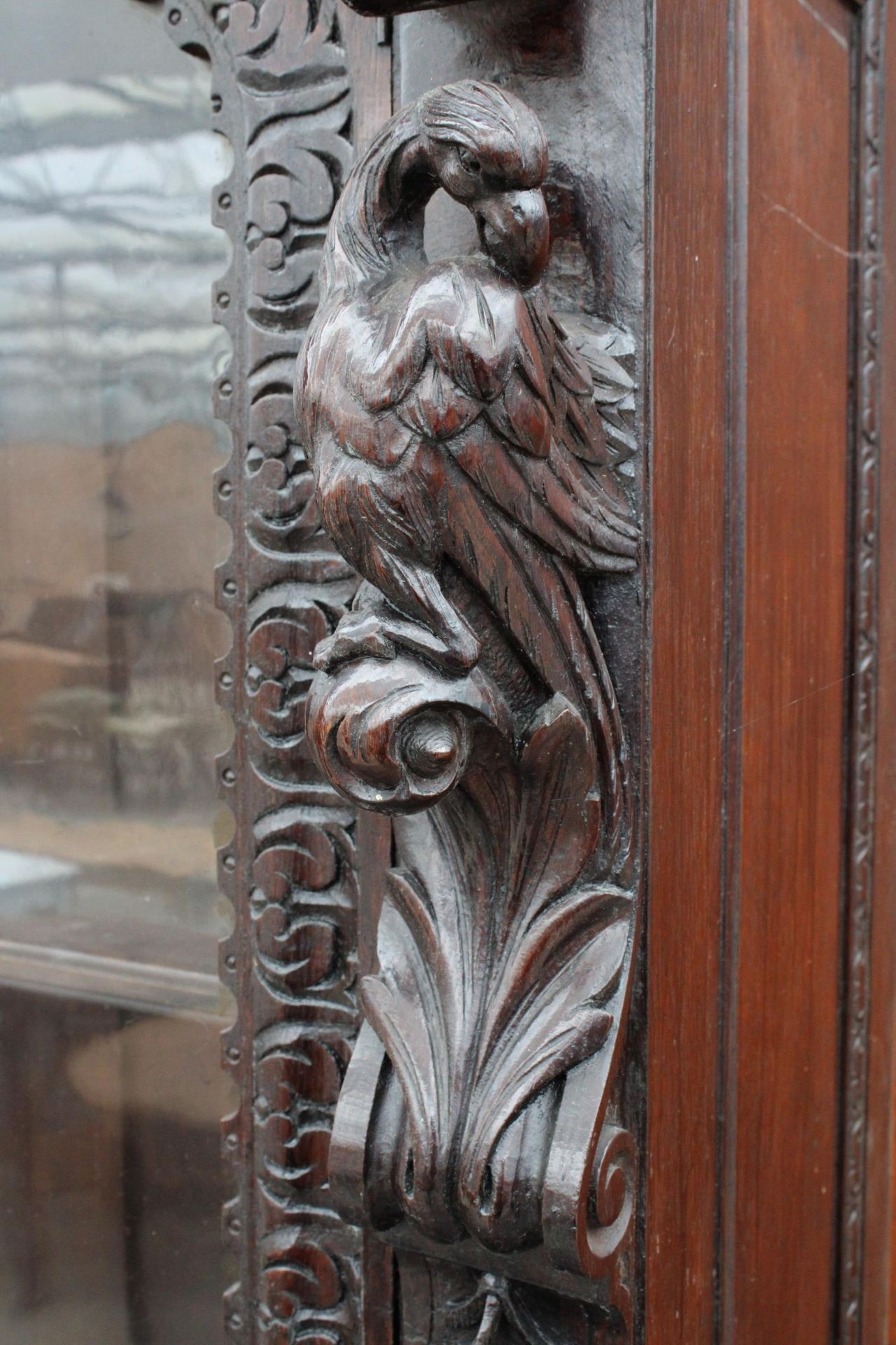 A VICTORIAN OAK BLACK FOREST STYLE SIDEBOARD WITH ASSOCIATED 2 DOOR GLAZED BOOKCASE, ALL HEAVILY - Image 8 of 12