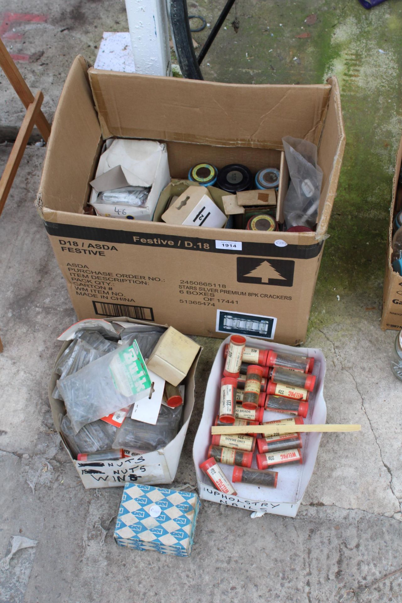 A LARGE ASSORTMENT HARDWARE TO INCLUDE NAILS AND BOLTS ETC - Image 2 of 2