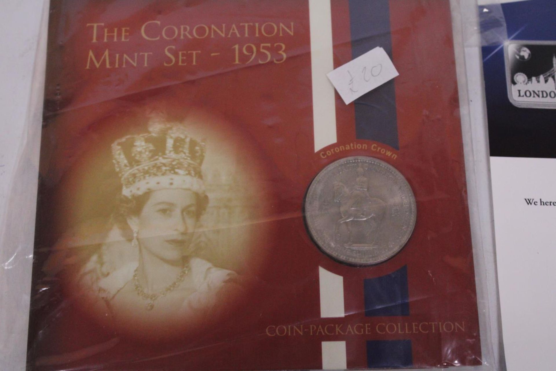 A COLLECTION OF COINS TO INCLUDE TWO CORONATION MINT SETS - 1953 AND A LONDON TOWER BRIDGE - Image 4 of 6