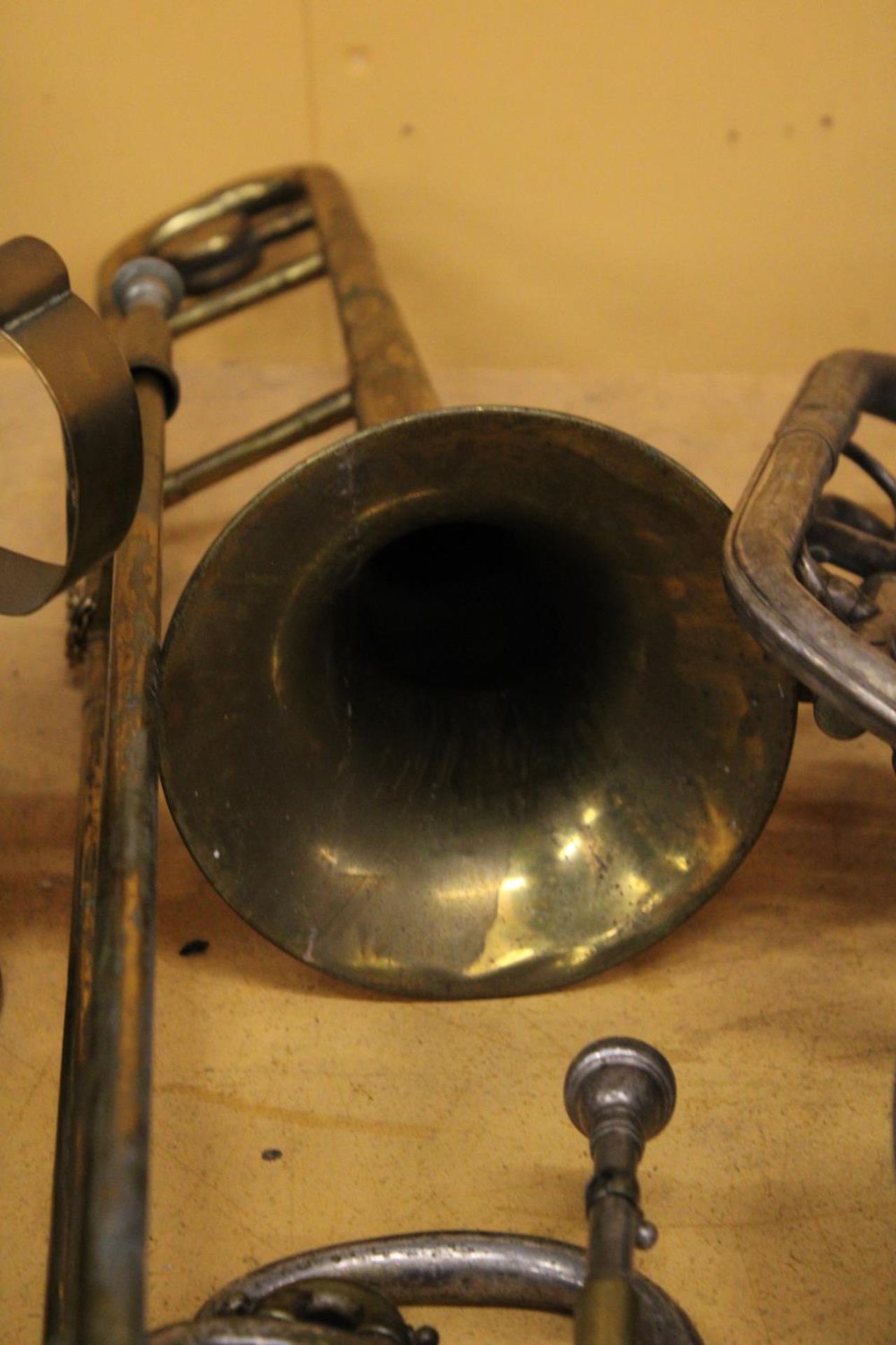 THREE VINTAGE MUSICAL INSTRUMENTS TO INCLUDE A CORNET, BARITONE TENOR HORN AND TROMBONE - Image 3 of 6