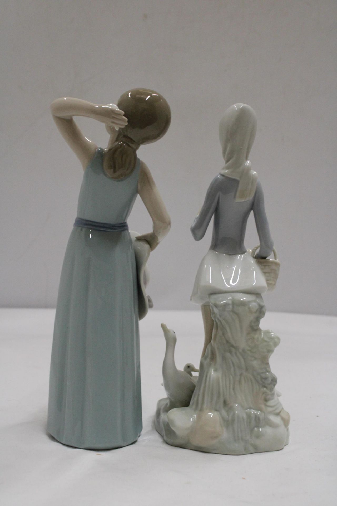 TWO LLADRO FIGURES ONE A/F - Bild 4 aus 6