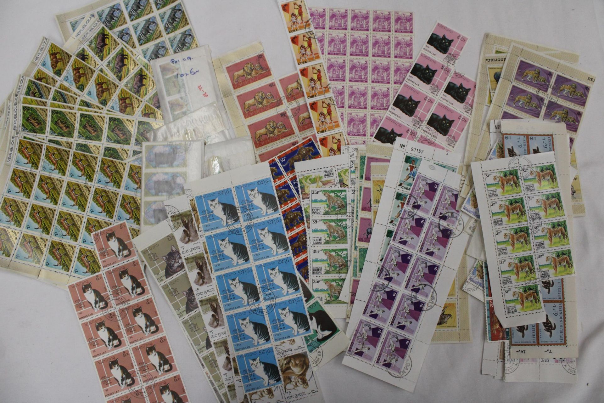 A COLLECTION OF ANIMAL STAMPS