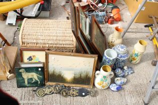 AN ASSORTMENT OF ITEMS TO INCLUDE FRAMED PRINTS, HORSE BRASSES AND CERAMICS ETC