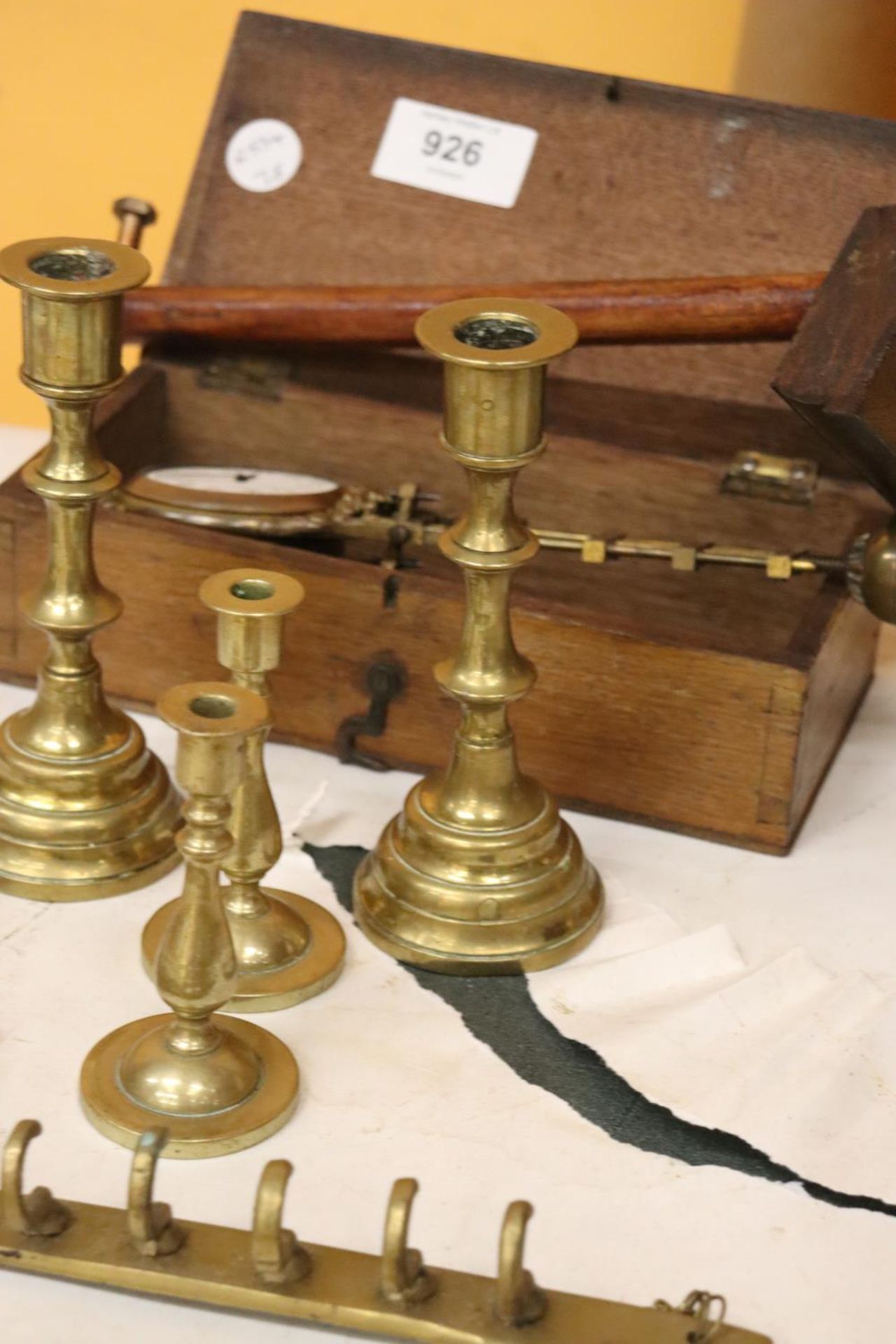 THREE BRASS KEYS AND TWO SMALL PAIRS OF CANDLESTICKS - Image 4 of 5