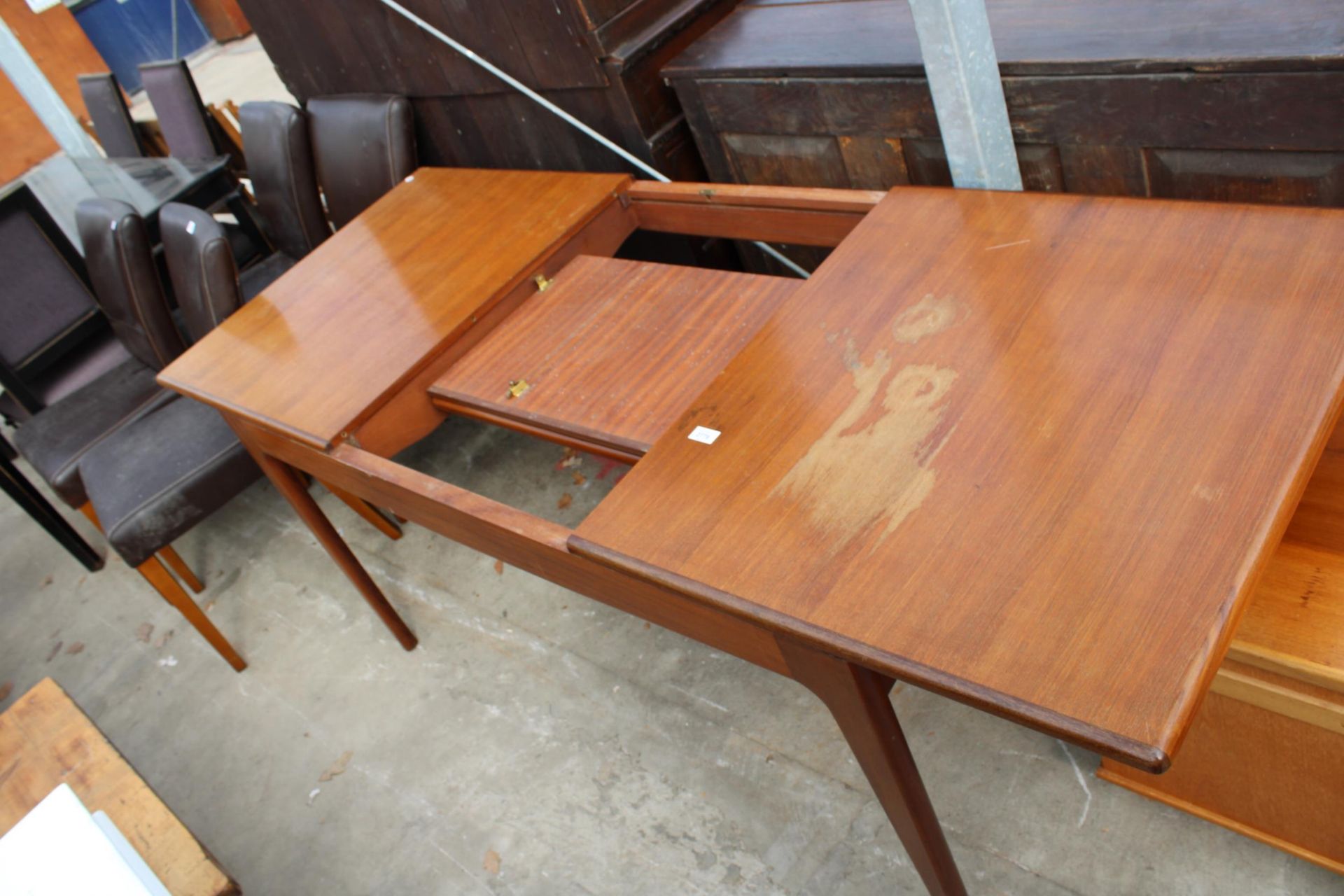 A RETRO TEAK EXTENDING DINING TABLE 56" X 31" (LEAF 22") - Image 4 of 4