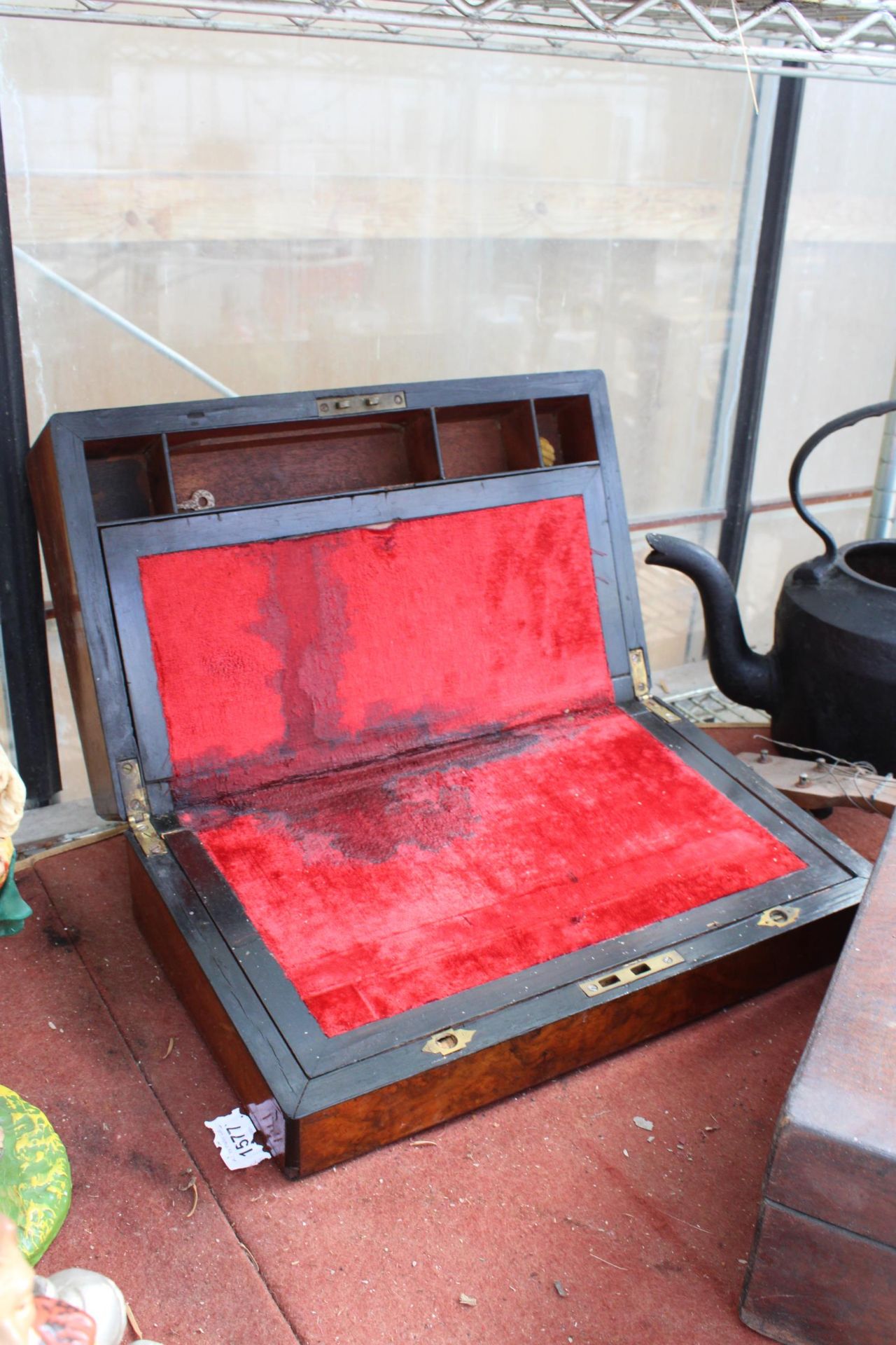A WALNUT WRITING SLOPE WITH RED INTERIOR, AND A FURTHER VINTAGE WOODEN BOX - Image 2 of 5
