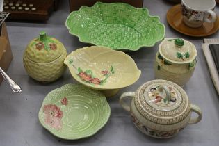 A QUANTITY OF VINTAGE POTTERY TO INCLUDE CARLTON WARE, CROWN DEVON, ETC, PRESERVE POTS AND BOWLS