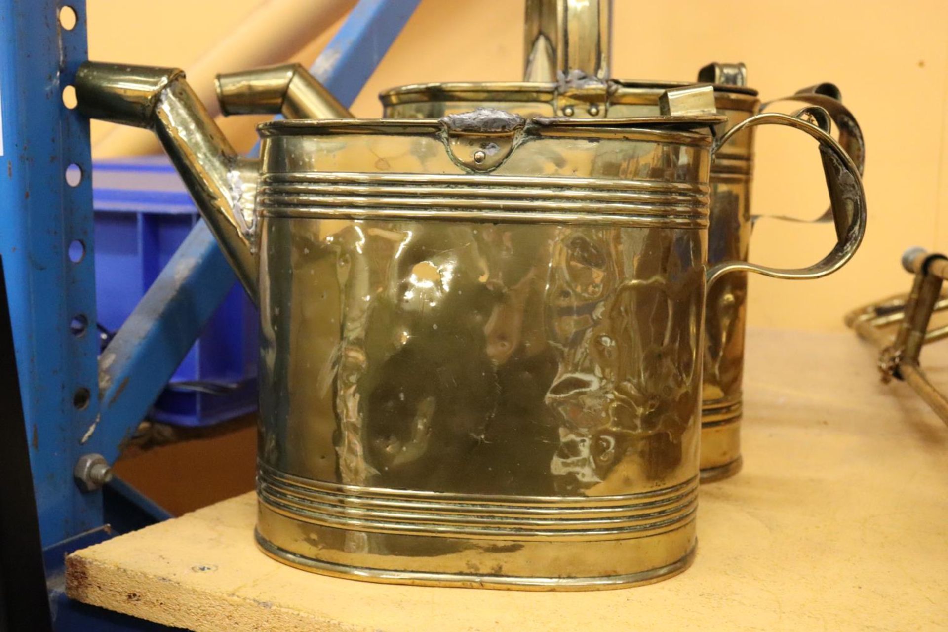 TWO BRASS WATERING CANS, ONE MISSING THE HANDLE - Image 2 of 5