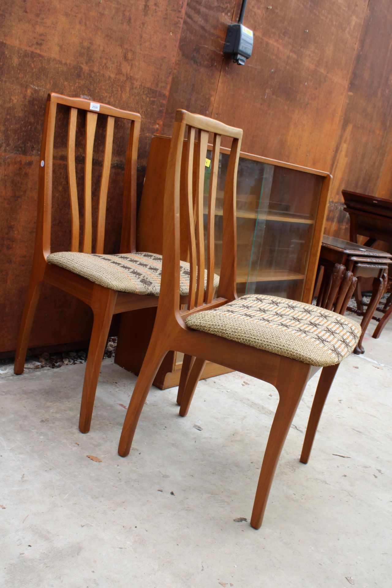 A PAIR OF RETRO TEAK DINING CHAIRS - Image 2 of 2