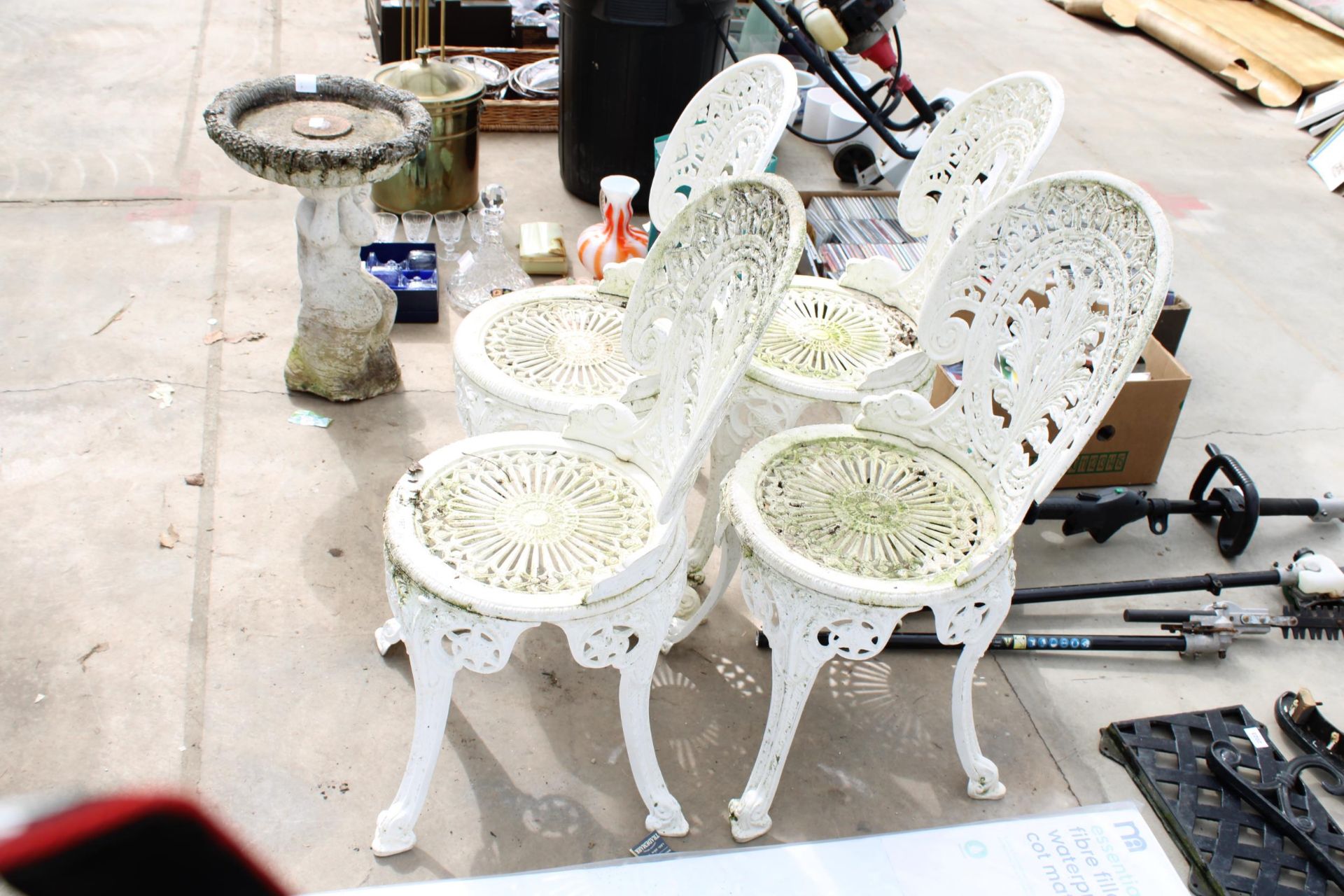 A SET OF FOUR WHITE CAST ALLOY BISTRO CHAIRS - Image 2 of 3