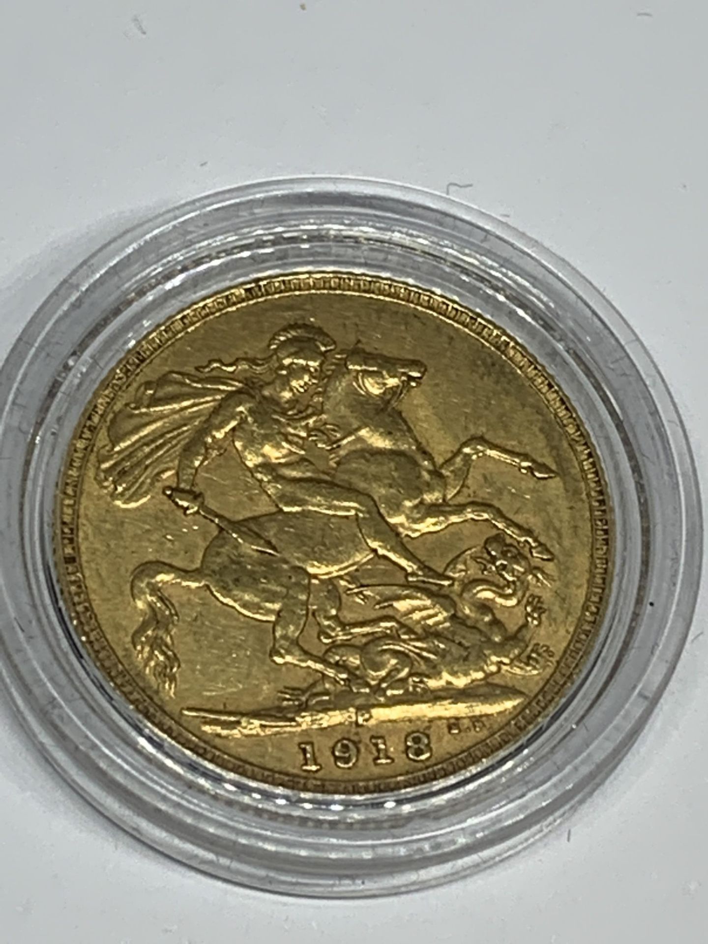 AN 1918 GOLD SOVEREIGN GEORGE V PERTH MINT