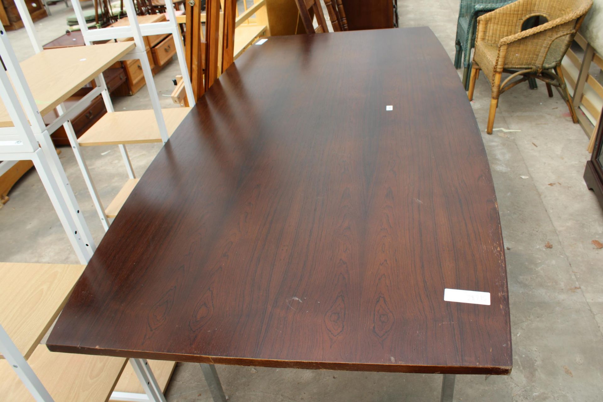A RETRO HARDWOOD DINING/BOARDROOM TABLE ON POLISHED CHROME LEGS, 84" X 42" - Image 3 of 4