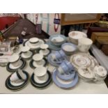 A QUANTITY OF ROYAL DOULTON TEAWARE TO INCLUDE 'CANTON', PLATES, A LARGE BOWL, PLANTER LIDDED
