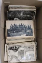 A COLLECTION OF EDWARDIAN POSTCARDS