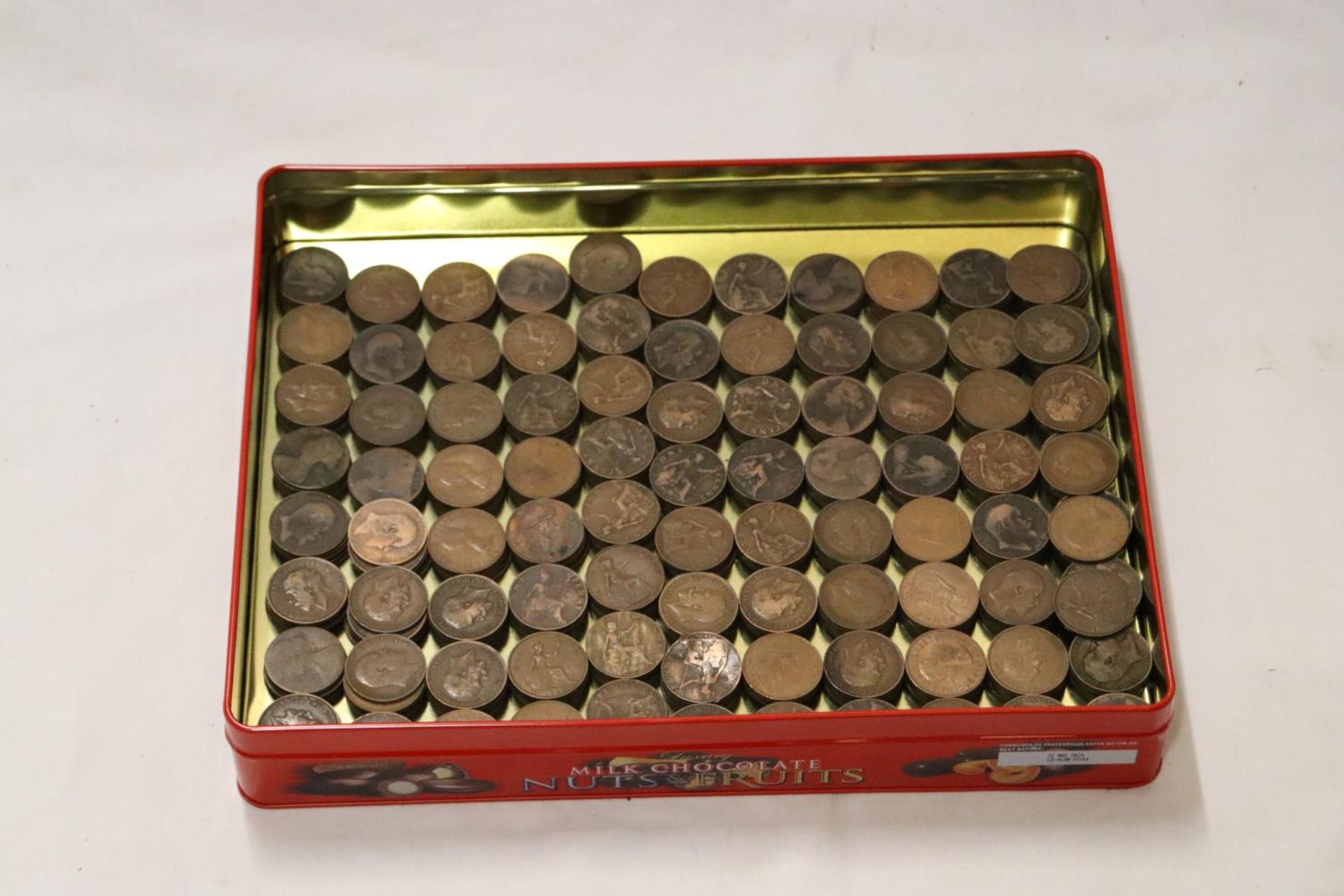 APPROXIMATELY 530 PRE-DECIMAL BRITISH ONE PENNY COINS DATING FROM 1861 TO THE 1960'S