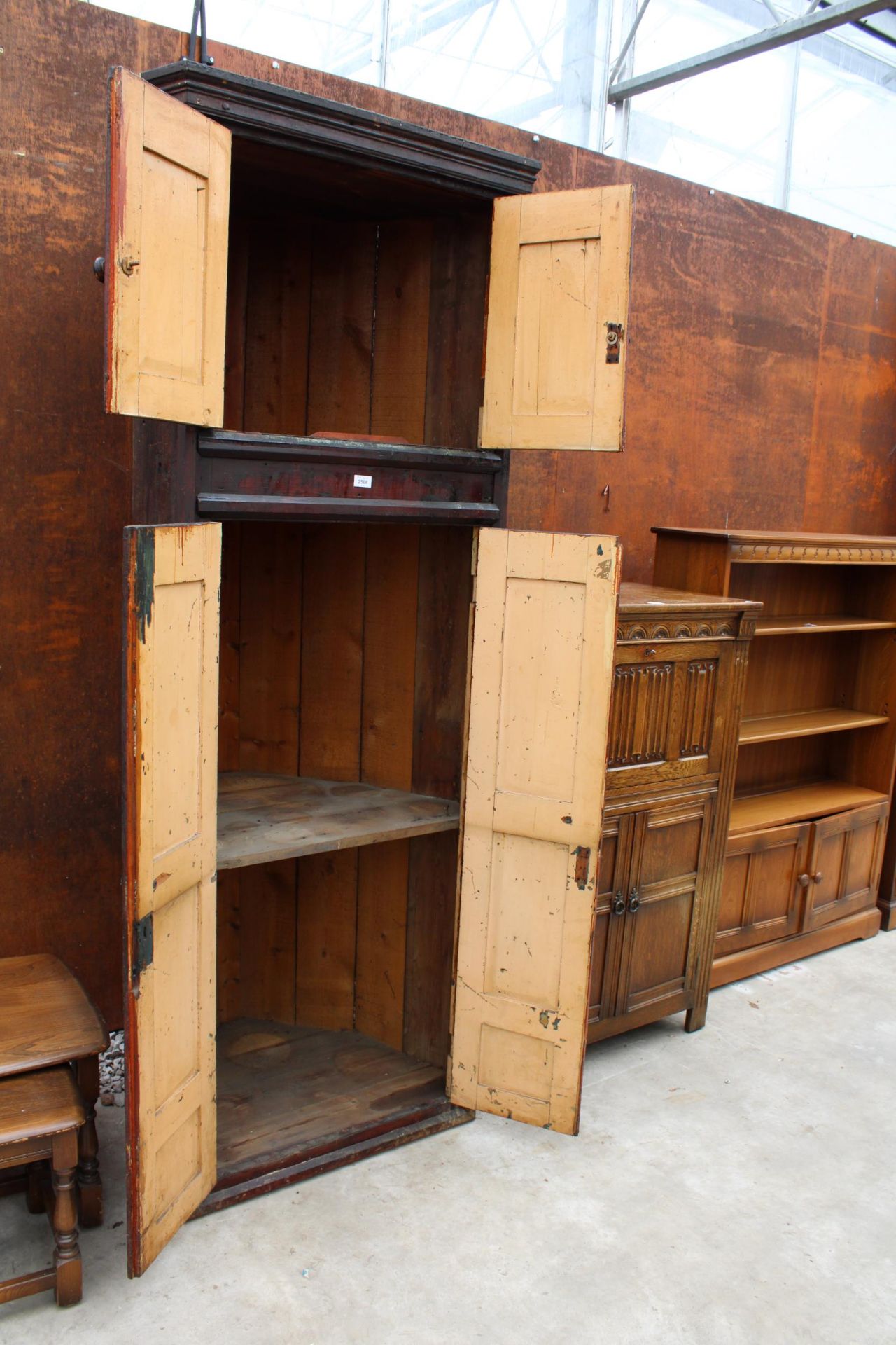 A 19TH CENTURY STAINED PINE FULL LENGTH FOUR DOOR CORNER CUPBOARD 32" WIDE - Image 2 of 3