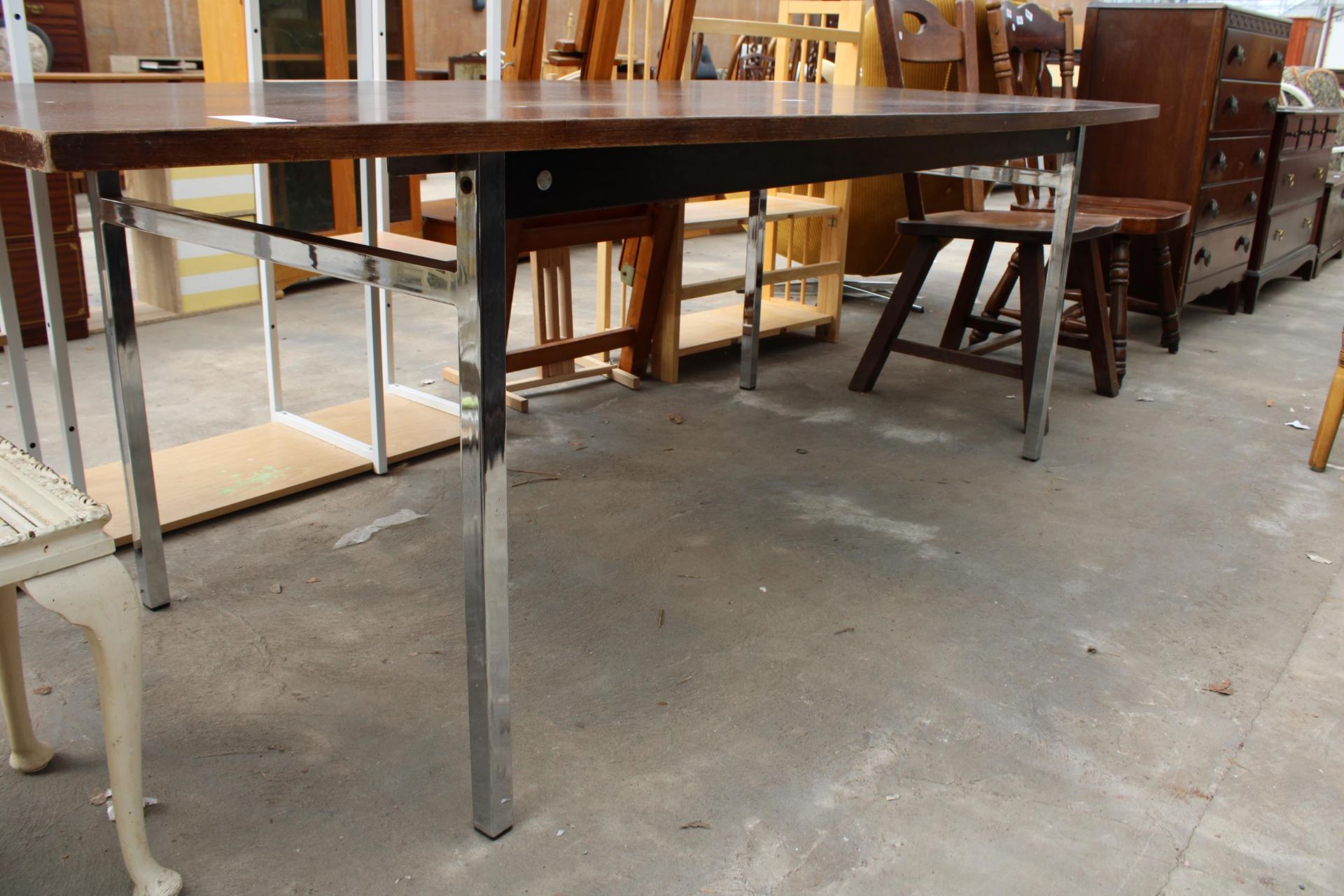 A RETRO HARDWOOD DINING/BOARDROOM TABLE ON POLISHED CHROME LEGS, 84" X 42" - Image 2 of 4