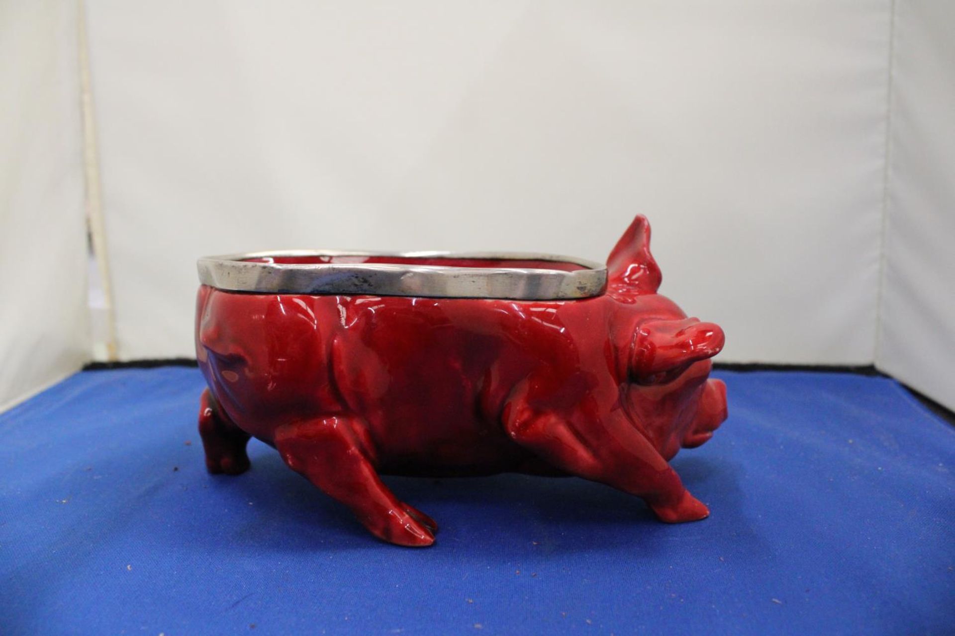 A DOULTON FLAMBE PIG WITH A HALLMARKED BIRMINGHAM SILVER RIM - Image 3 of 6