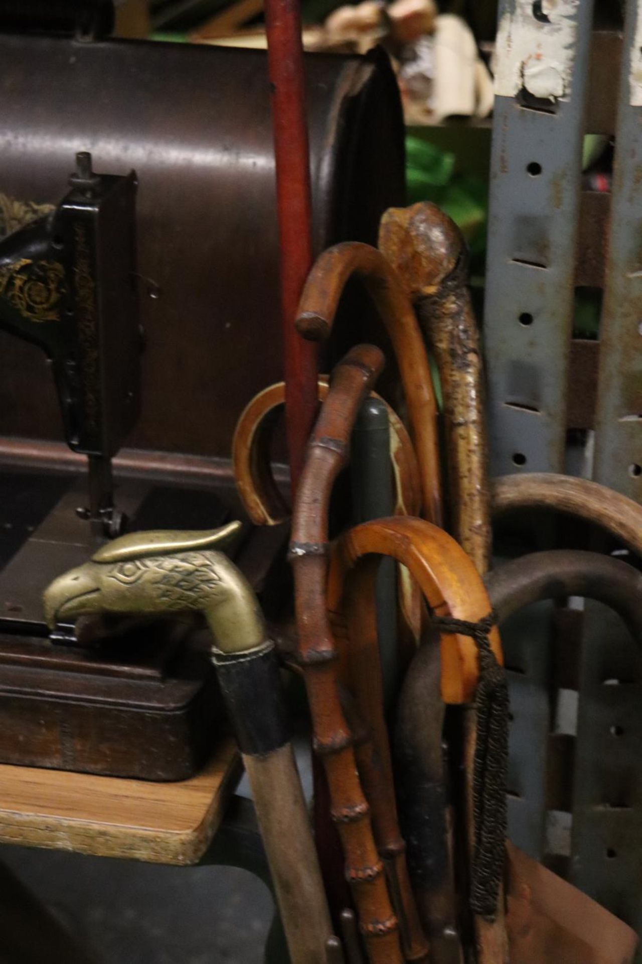 A COLLECTION OF VINTAGE WALKING STICKS AND UMBRELLAS - Image 2 of 2