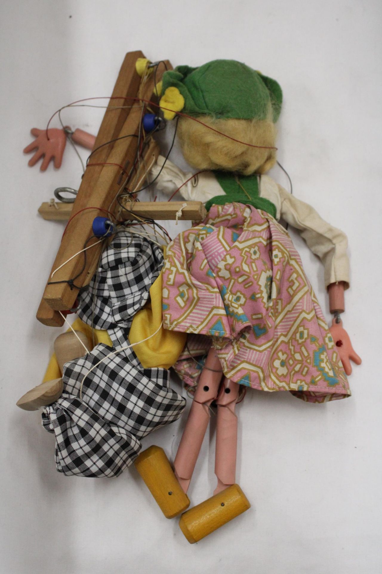 A VINTAGE PELHAM PUPPET AND A CLOWN PUPPET - Image 5 of 5