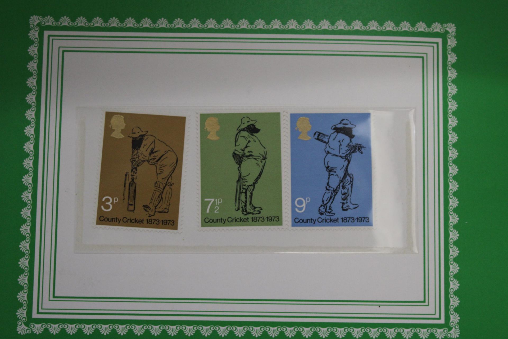 A COLLECTION OF SIGNED CRICKET MEMORIBILIA - Image 6 of 6