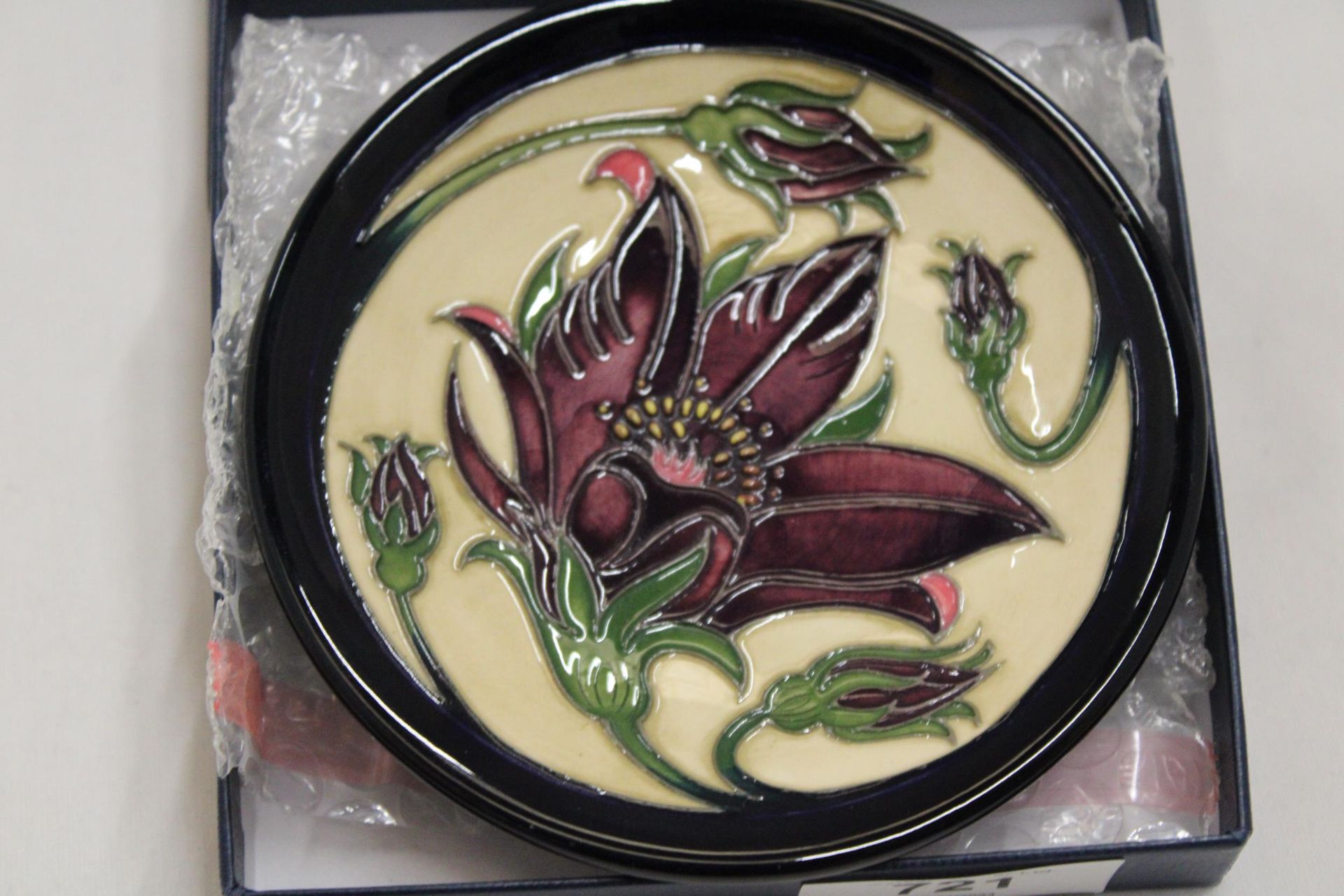 A BOXED MOORCROFT PULSATILLA & TIGRIS COASTER/PIN TRAY - 12 CM - Image 2 of 4