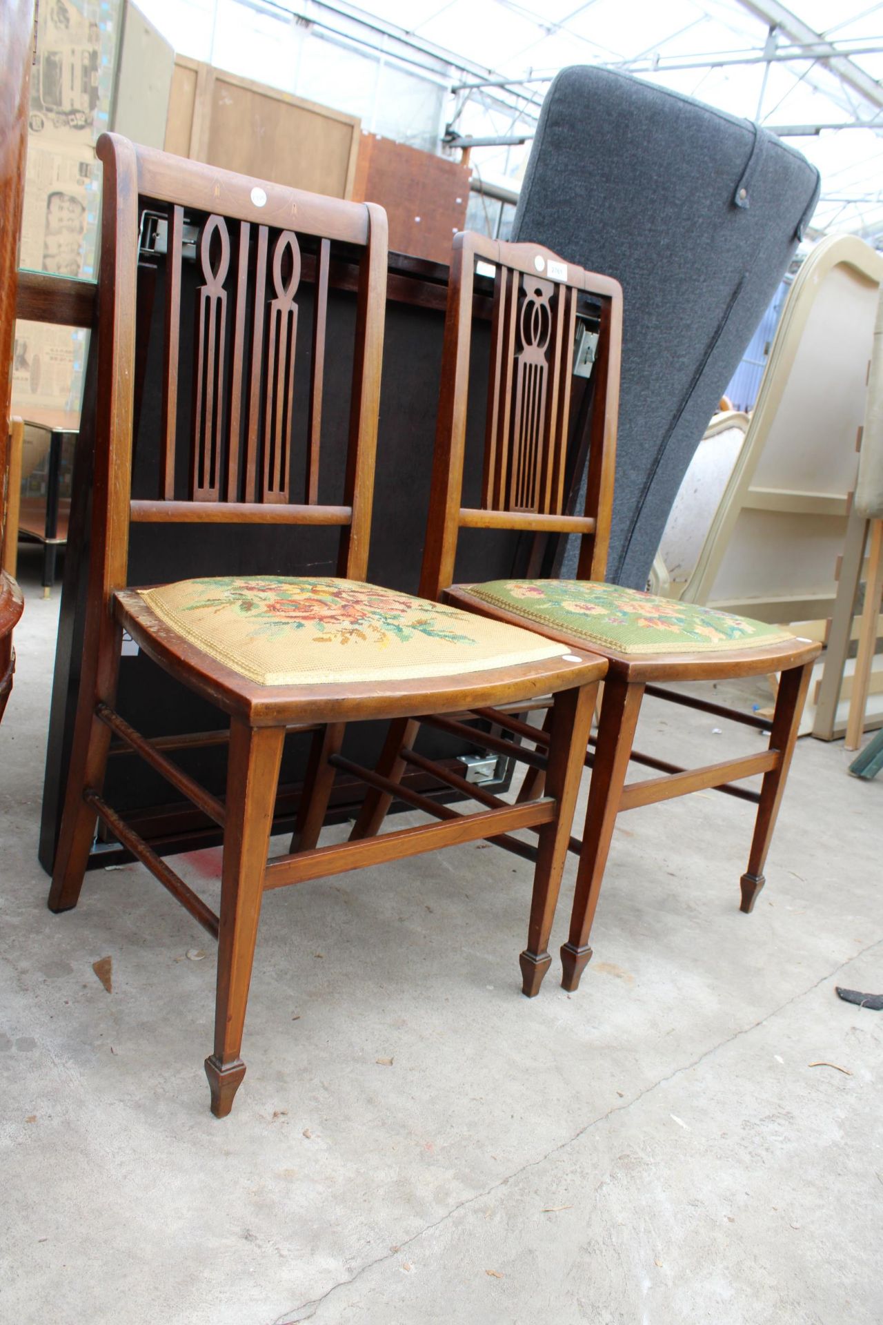 A PAIR OF EDWARDIAN MAHOGANY AND INLAID BEDROOM CHAIRS WITH WOOLWORK SEATS - Image 4 of 4