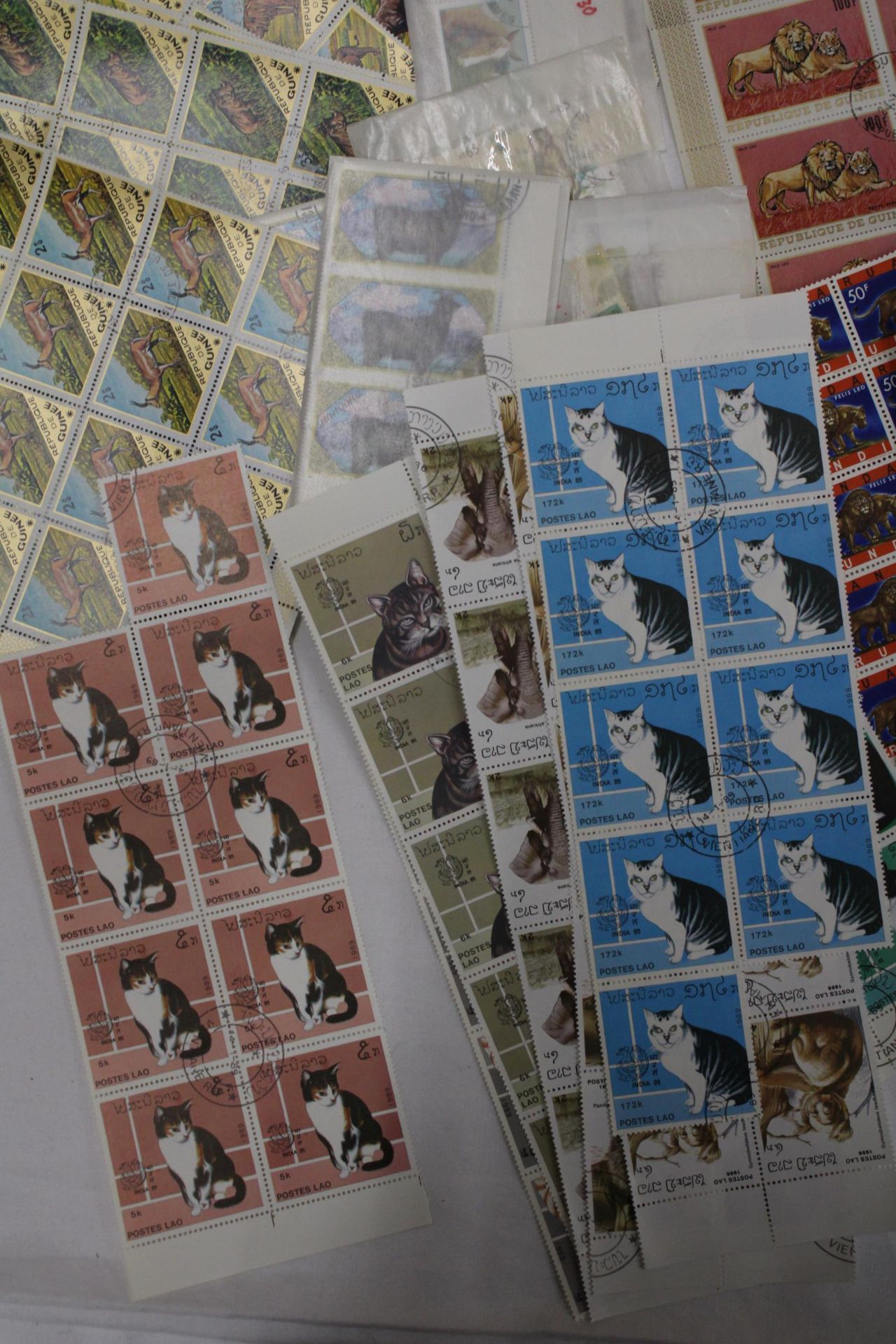 A COLLECTION OF ANIMAL STAMPS - Image 3 of 6