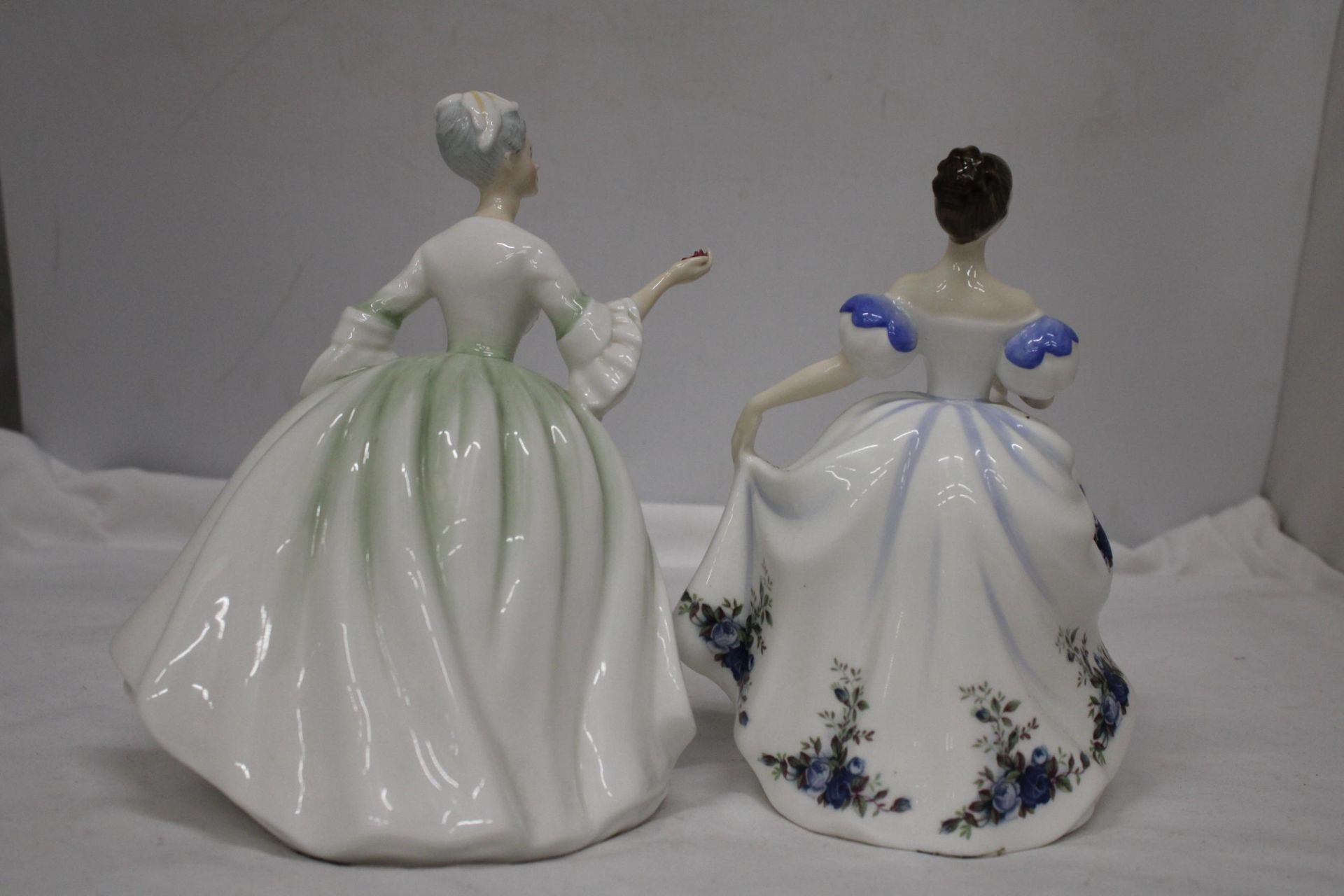 TWO ROYAL DOULTON FIGURES DIANA HN 2468 AND BEATRICE HN 3263 - Image 4 of 7