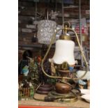 TWO VINTAGE TABLE LAMPS TO INCLUDE A WOODEN ONE WITH LADY FIGURE AND A BRASS AND WOODEN ONE